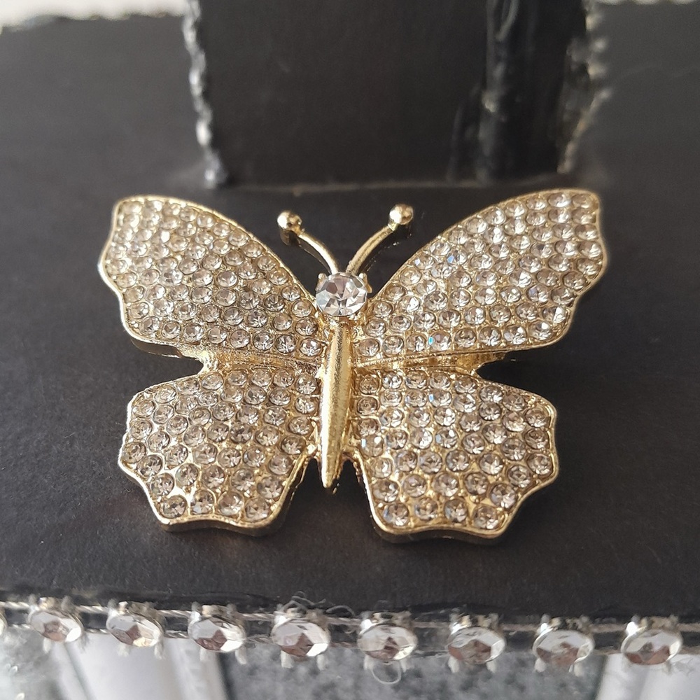 Butterfly Brooch with Rhinestone - Picture 5 of 7